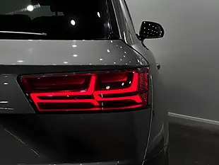 Used 2018 Audi SQ7 Grey - Interior and Exterior details 12
