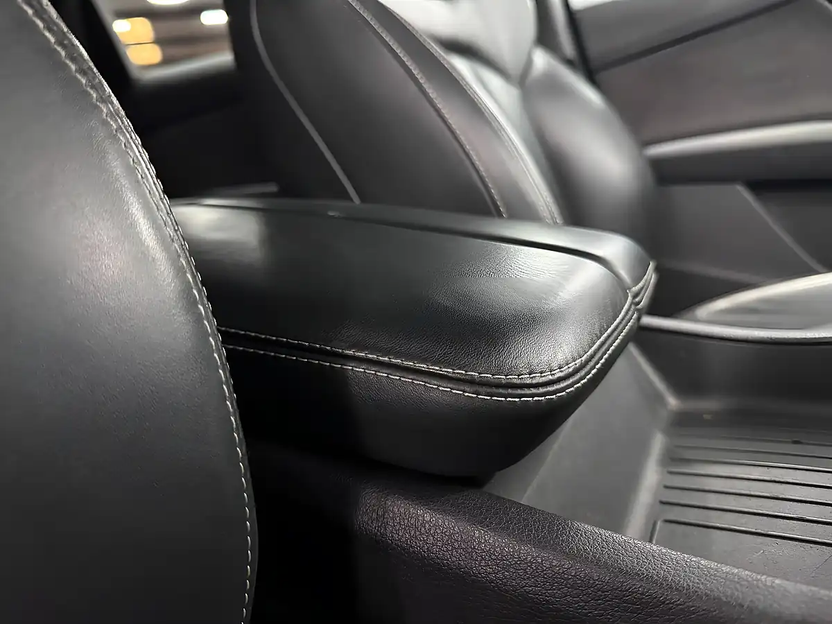 Used 2018 Audi SQ7 Grey - Interior and Exterior details 16