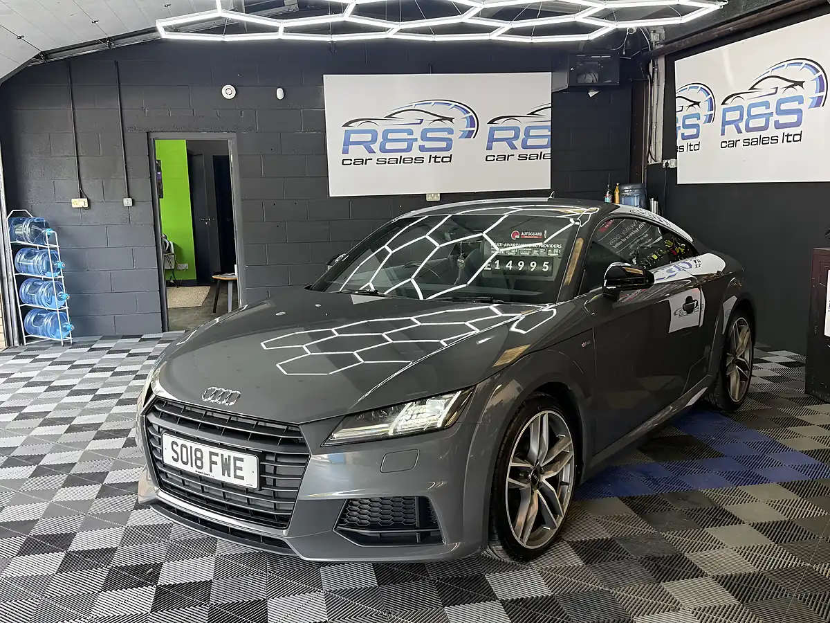 Used 2018 Audi Tt Black Edition Grey - Interior and Exterior details 10