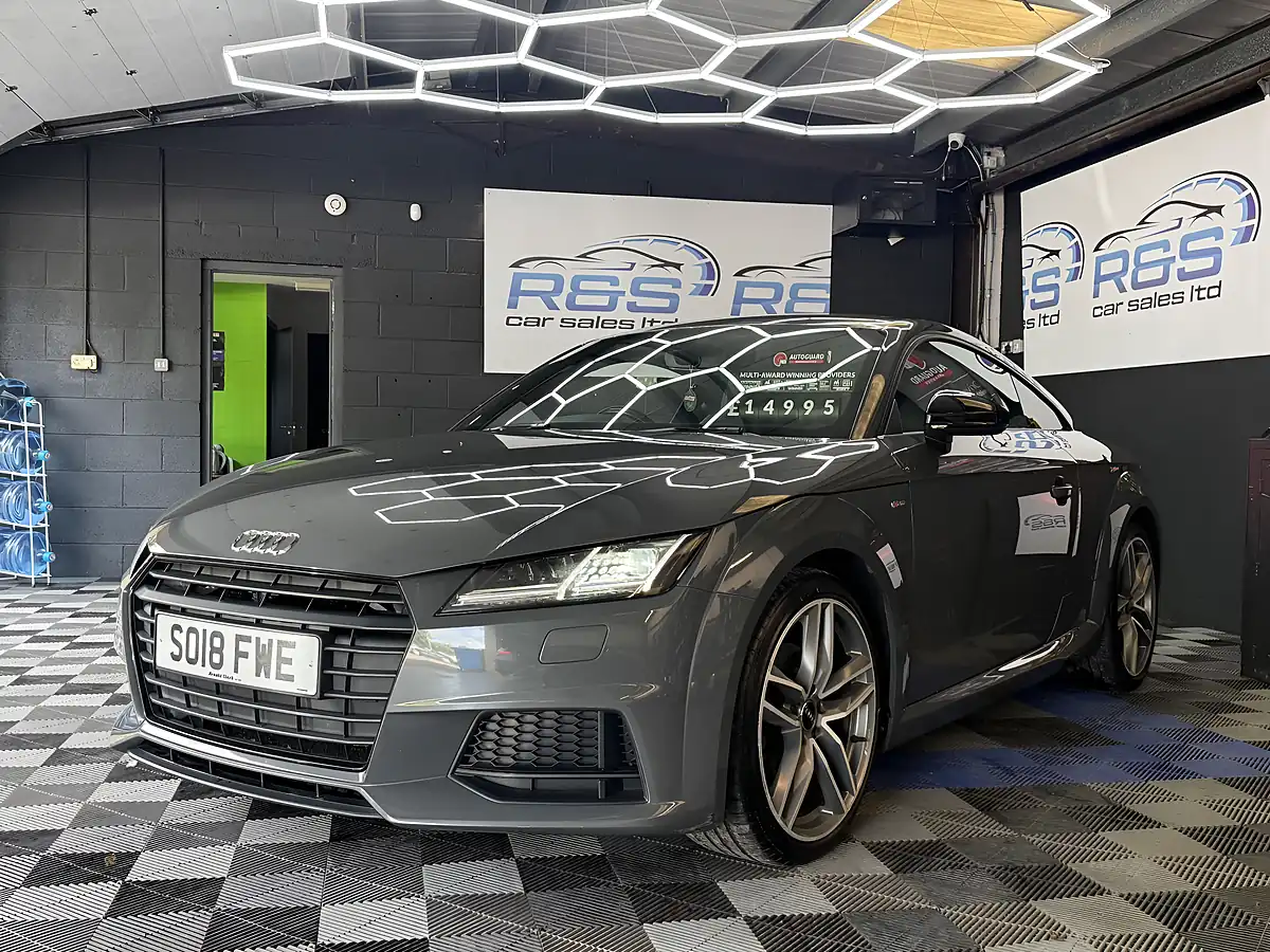 Used 2018 Audi Tt Black Edition Grey - Interior and Exterior details 11