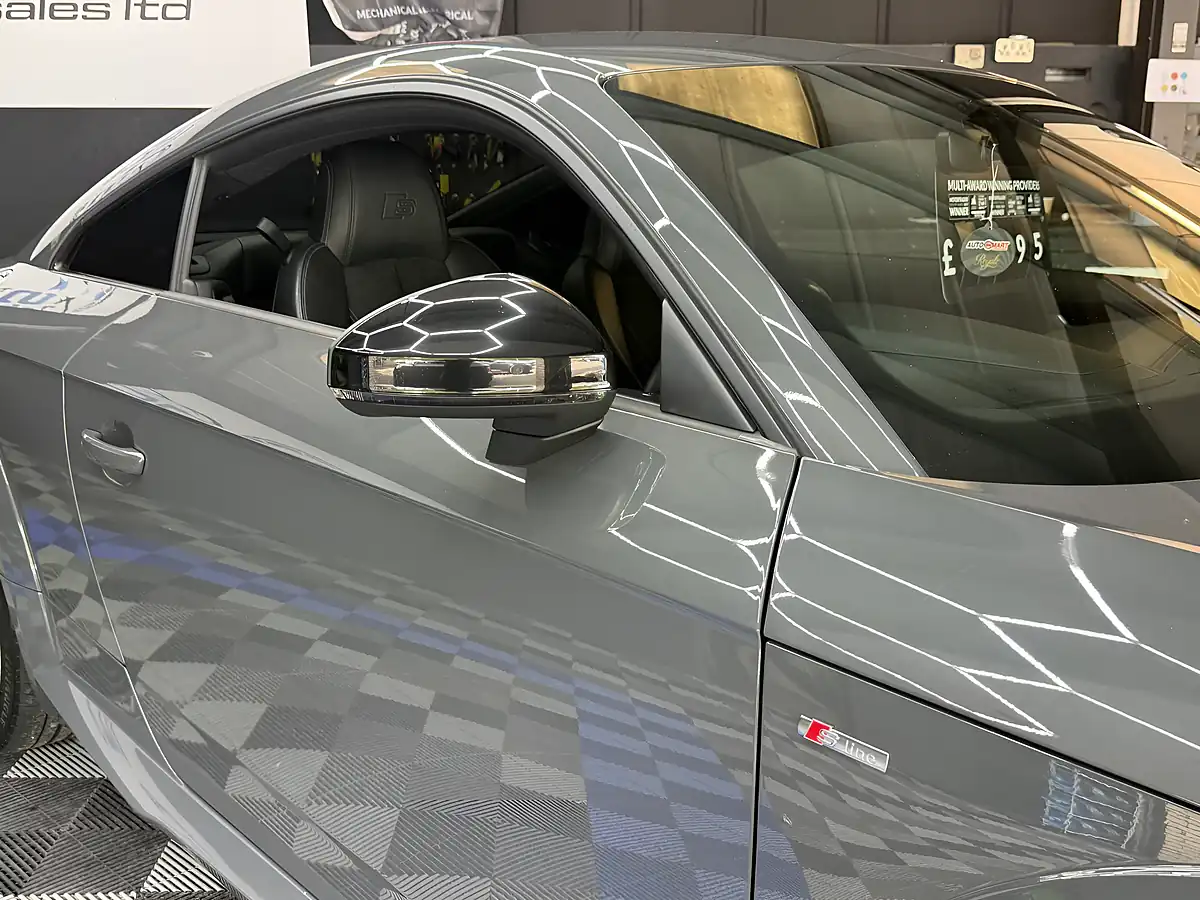 Used 2018 Audi Tt Black Edition Grey - Interior and Exterior details 16