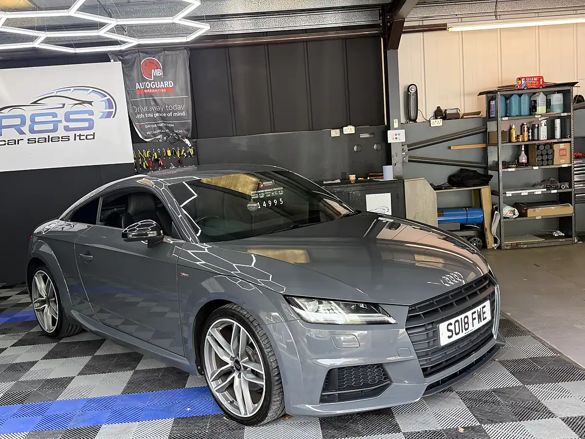 Used 2018 Audi Tt Black Edition Grey - Interior and Exterior details 8