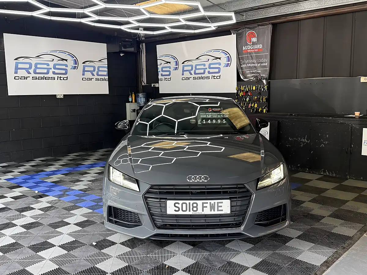 Used 2018 Audi Tt Black Edition Grey - Interior and Exterior details 9