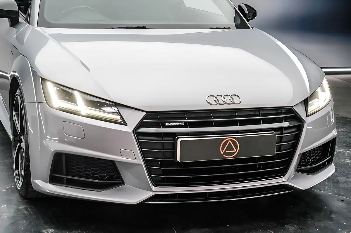 Used 2018 Audi Tt Black Edition Silver - Interior and Exterior details 10