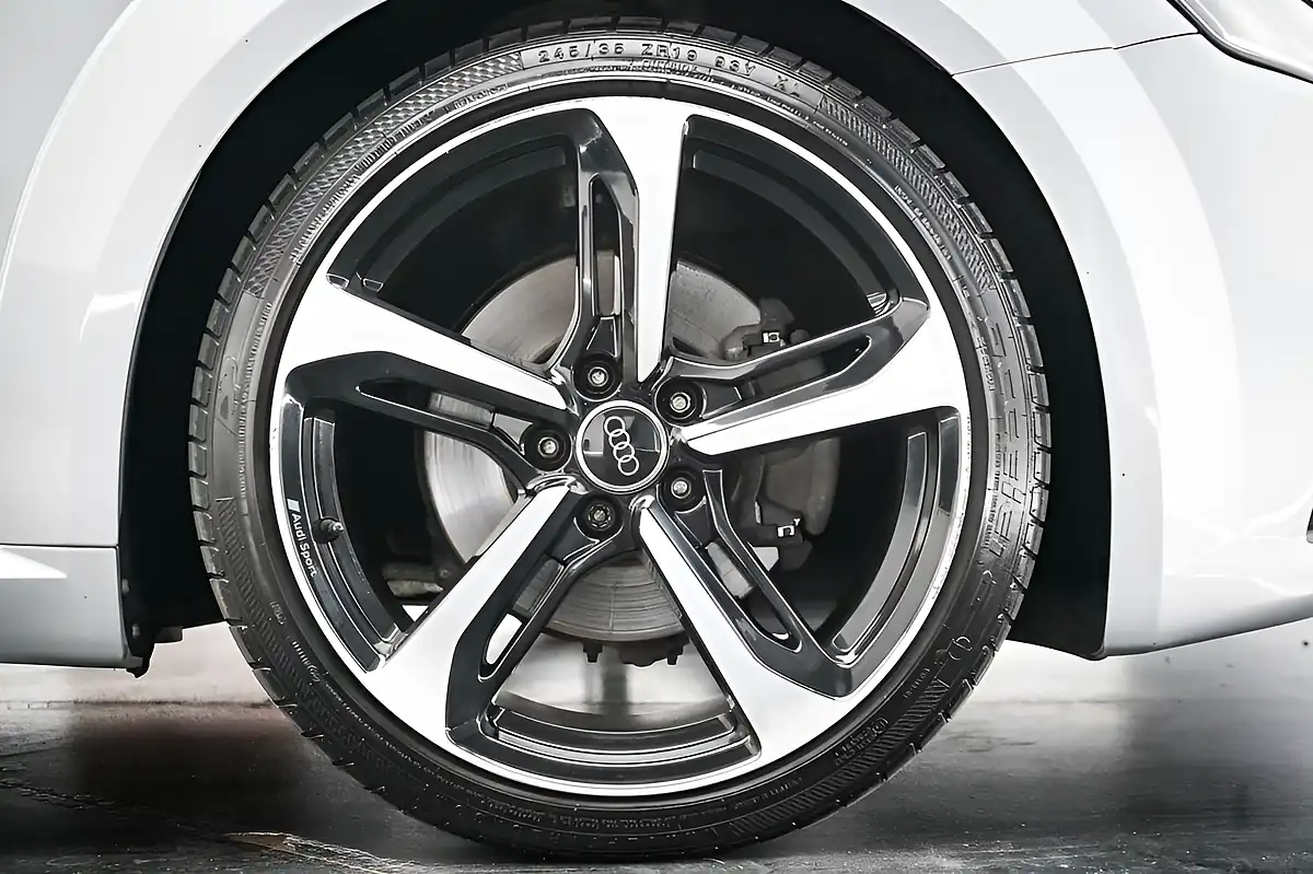 Used 2018 Audi Tt Black Edition Silver - Interior and Exterior details 20