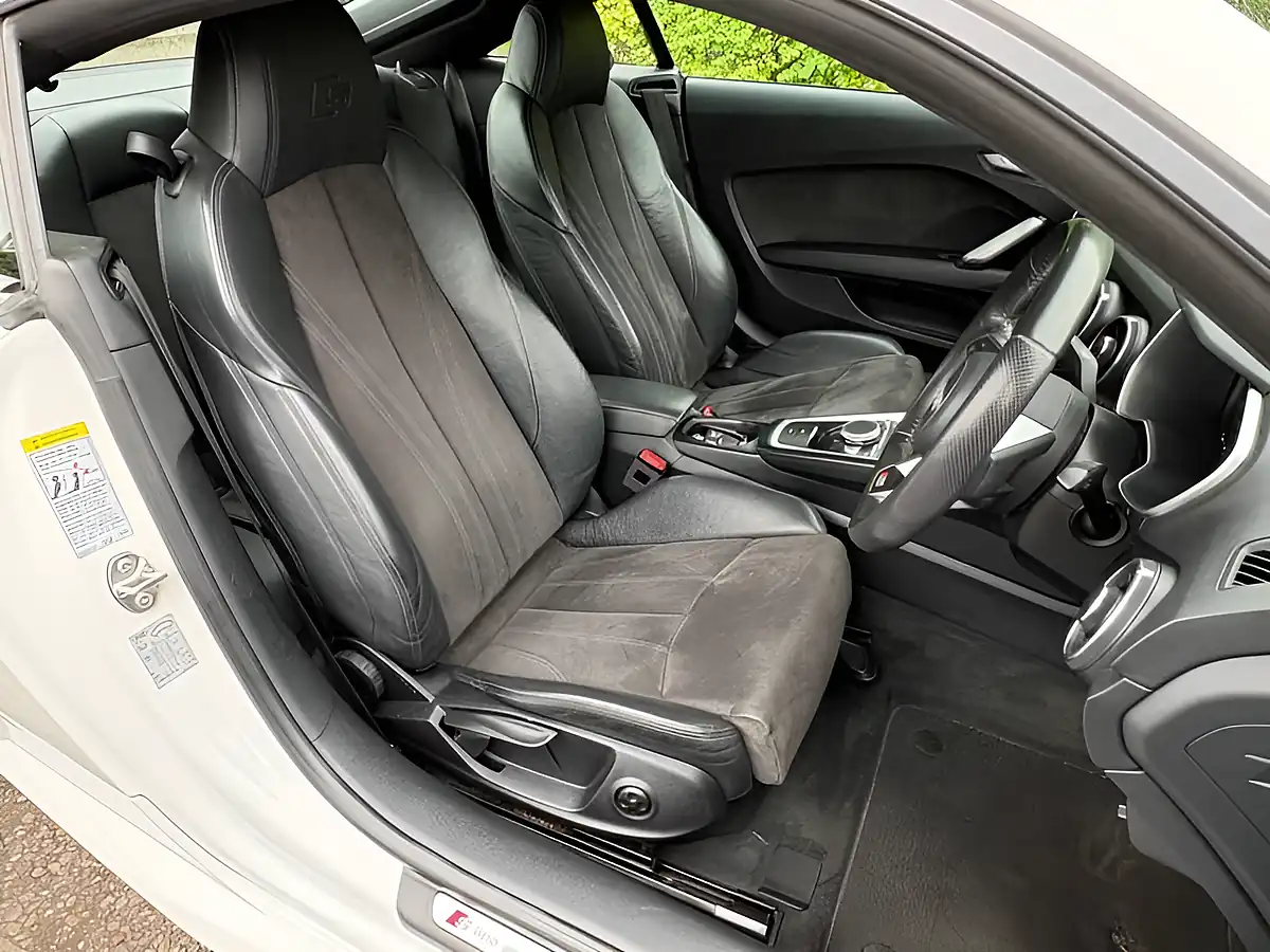 Used 2018 Audi Tt S Line White - Interior and Exterior details 14
