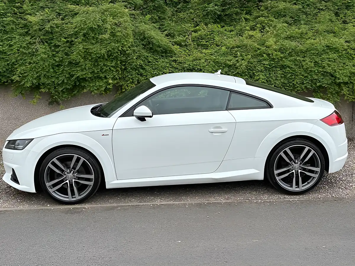 Used 2018 Audi Tt S Line White - Interior and Exterior details 3