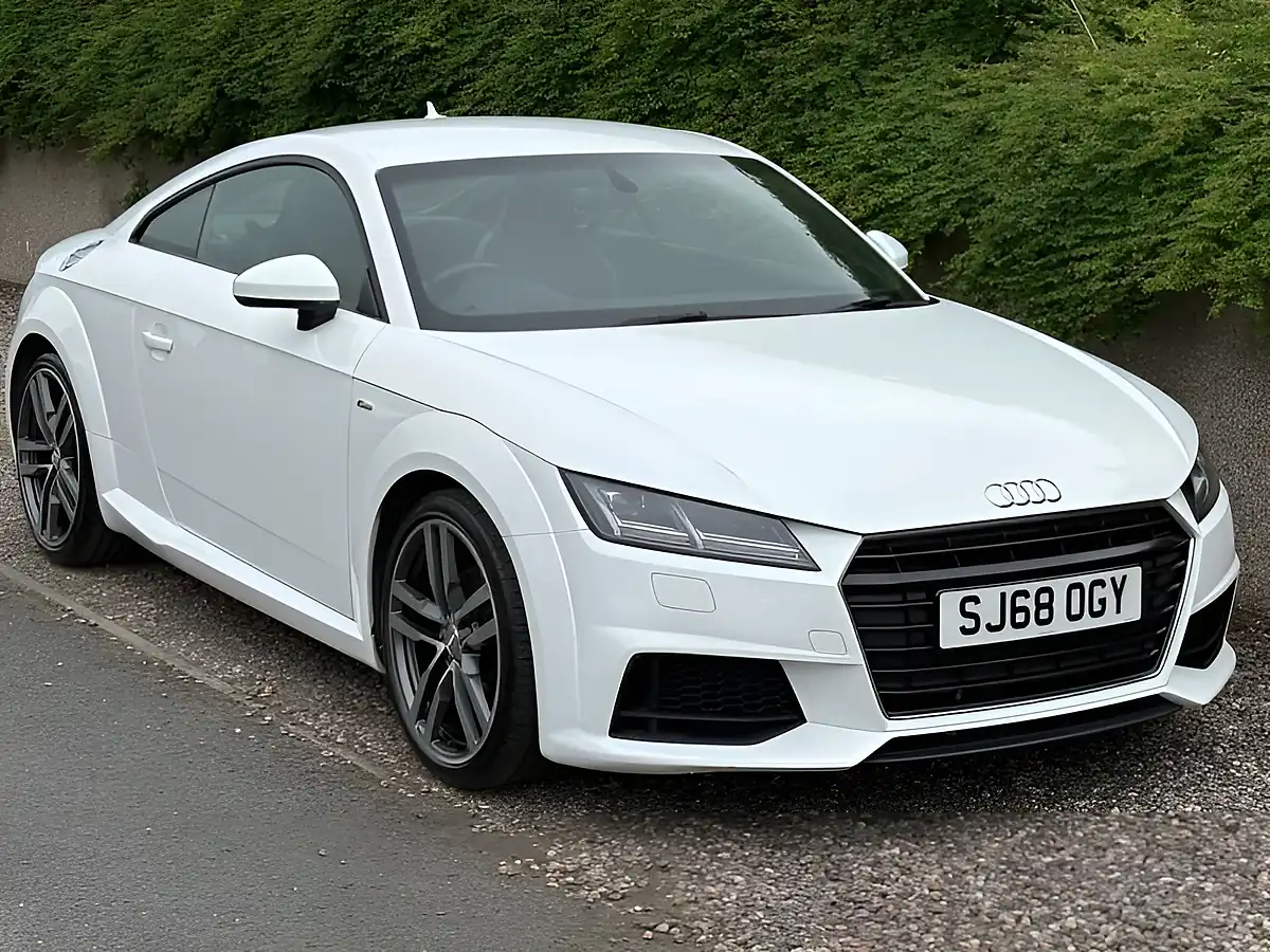 Used 2018 Audi Tt S Line White - Interior and Exterior details 4