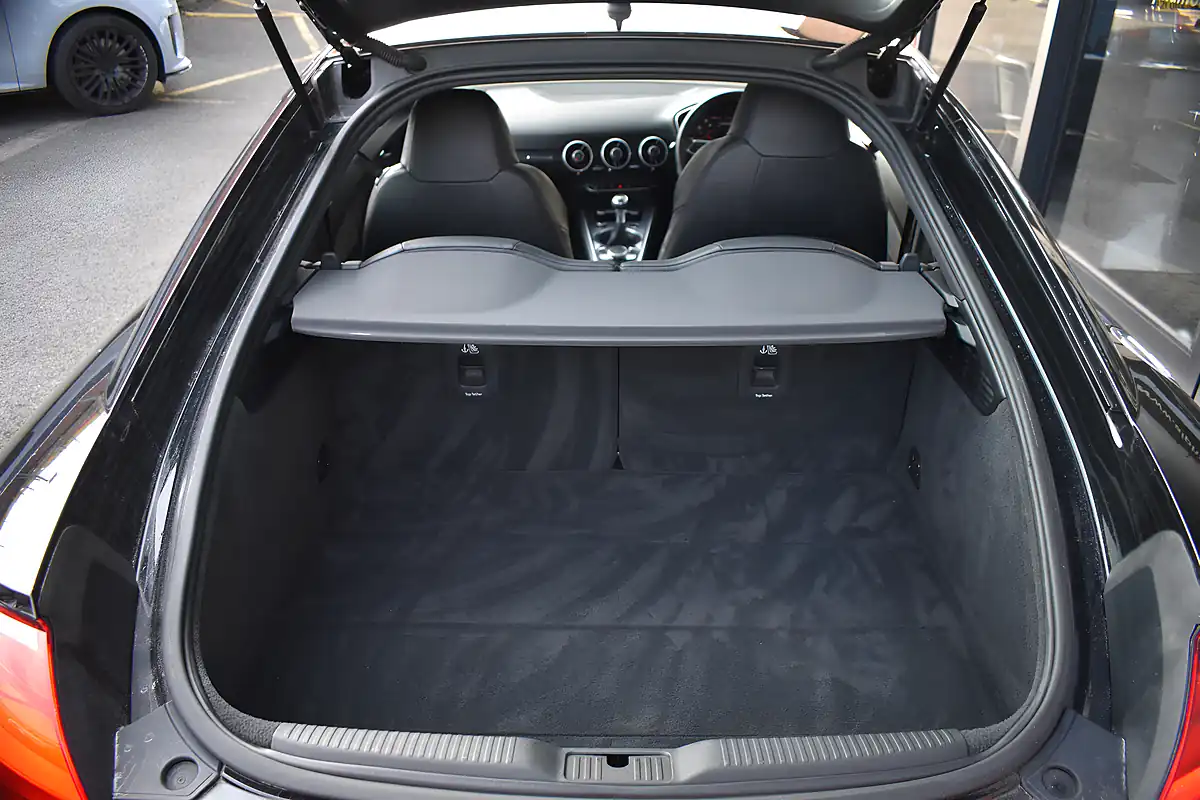 Used 2018 Audi Tt Sport Mythos Black - Interior and Exterior details 19