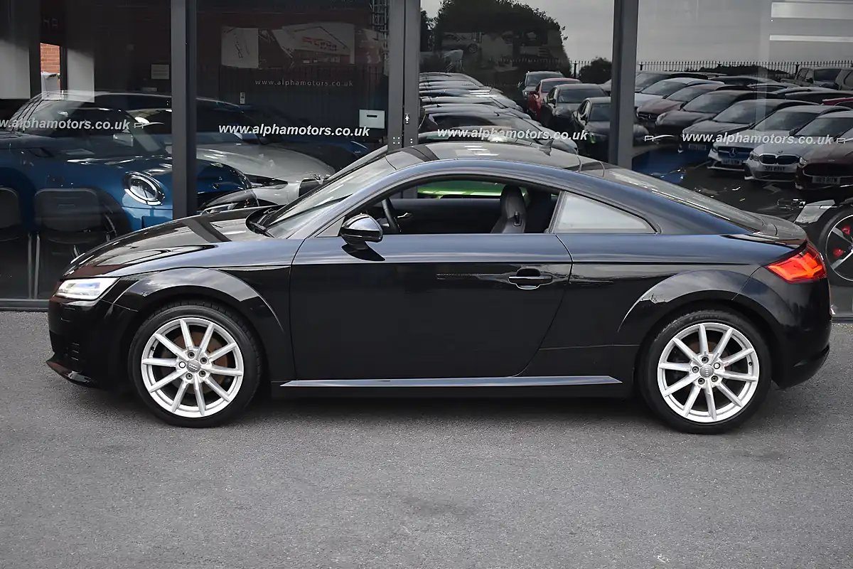 Used 2018 Audi Tt Sport Mythos Black - Interior and Exterior details 8