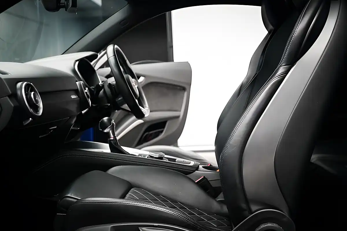 Used 2018 Audi Tts Black Edition Blue - Interior and Exterior details 16