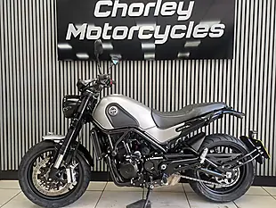 Used 2018 Benelli Leoncino Silver - Interior and Exterior details 2
