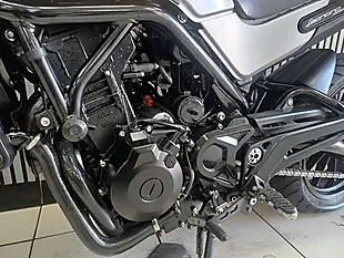Used 2018 Benelli Leoncino Silver - Interior and Exterior details 7