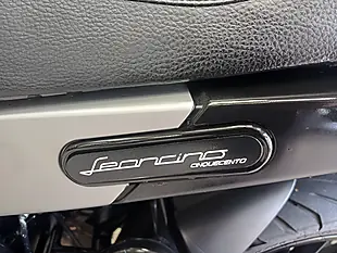 Used 2018 Benelli Leoncino Silver - Interior and Exterior details 9