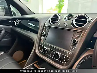 Used 2018 Bentley Bentayga Black - Interior and Exterior details 11