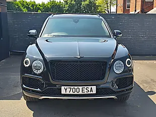 Used 2018 Bentley Bentayga Black - Interior and Exterior details 4