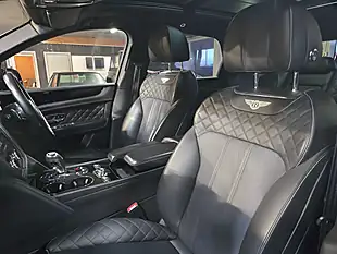 Used 2018 Bentley Bentayga Mulliner Driving Specification Black - Interior and Exterior details 10