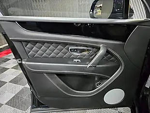 Used 2018 Bentley Bentayga Mulliner Driving Specification Black - Interior and Exterior details 14