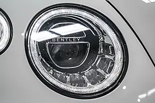 Used 2018 Bentley Bentayga White - Interior and Exterior details 12