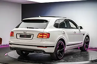 Used 2018 Bentley Bentayga White - Interior and Exterior details 13