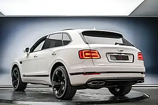 Used 2018 Bentley Bentayga White - Interior and Exterior details 8