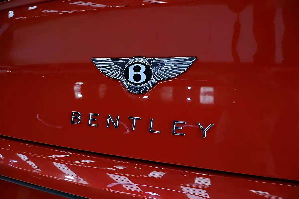 Used 2018 Bentley Continental GT Coupe Red - Interior and Exterior details 11