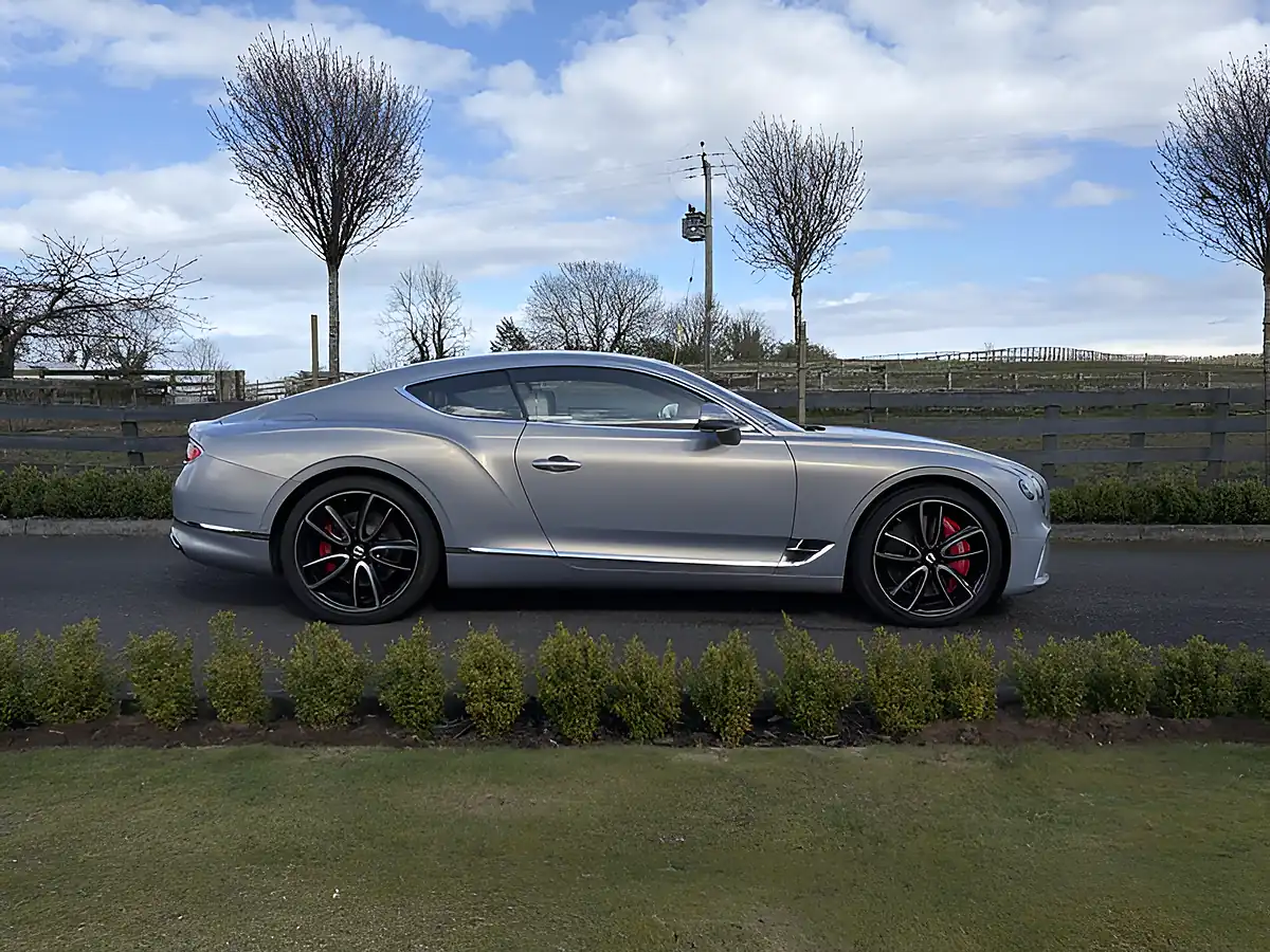 Used 2018 Bentley Continental GT Mulliner Driving Specification Extreme Silver - Front View