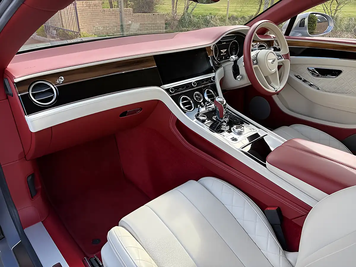 Used 2018 Bentley Continental GT Mulliner Driving Specification Extreme Silver - Interior and Exterior details 17
