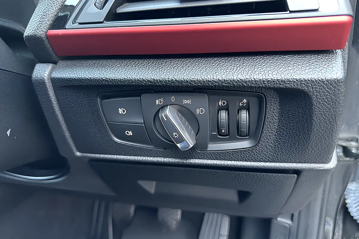 Used 2018 BMW 1 Series M Sport Black - Interior and Exterior details 9
