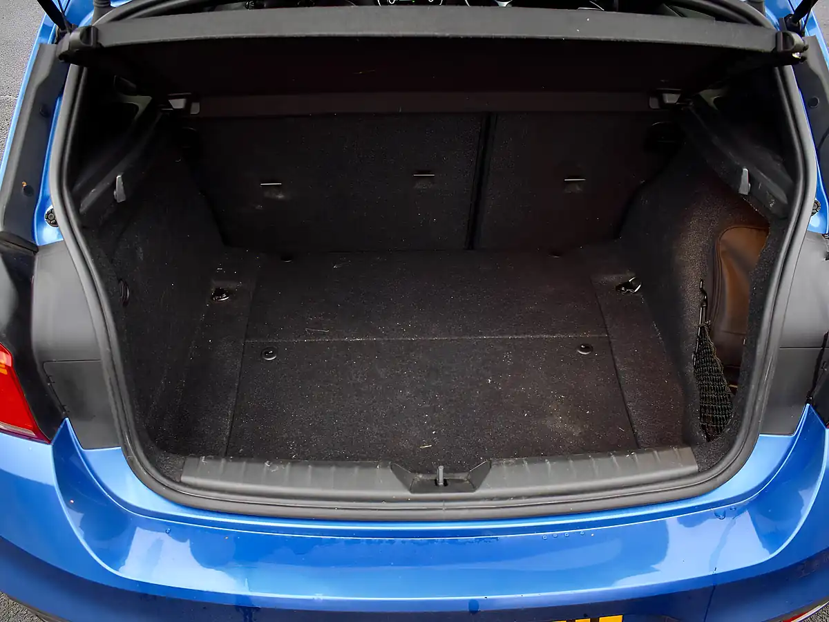 Used 2018 BMW 1 Series M Sport Blue - Interior and Exterior details 8