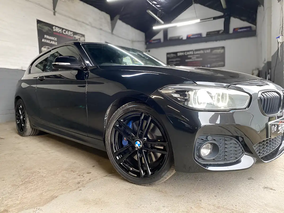 Used 2018 BMW 1 Series M Sport Shadow Edition Black - Front View