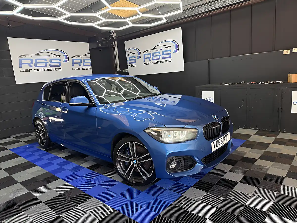 Used 2018 BMW 1 Series M Sport Shadow Edition Estoril Blue - Front View