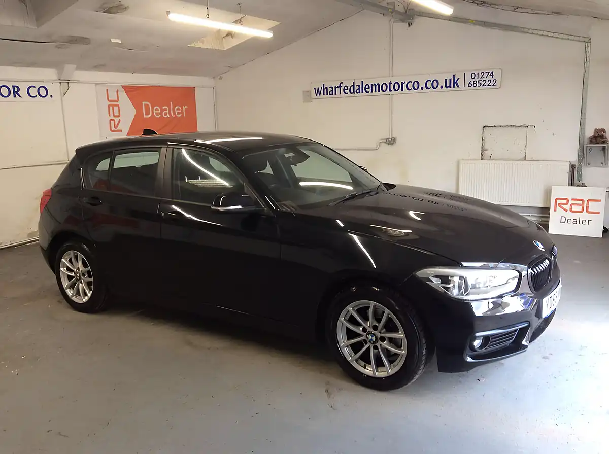 Used 2018 BMW 1 Series Se Business Black - Front View