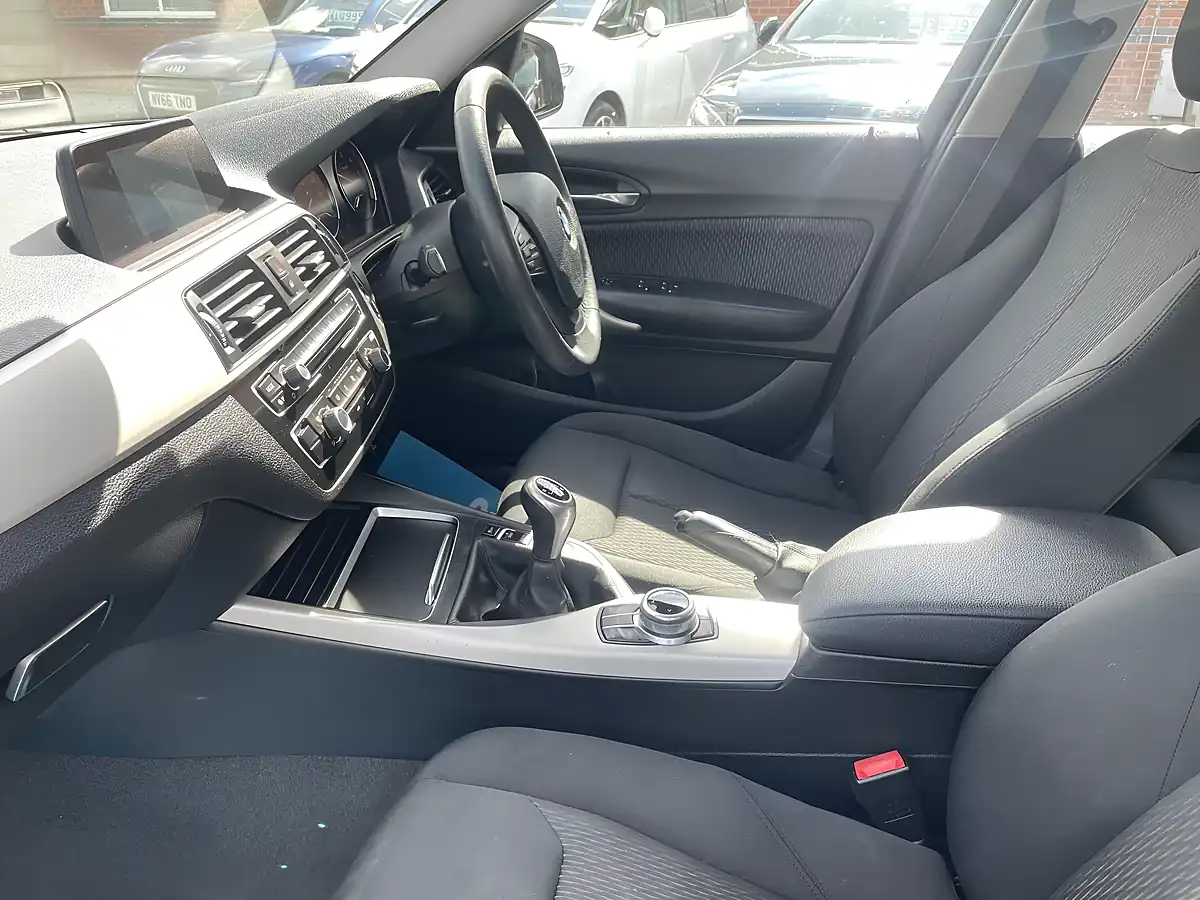 Used 2018 BMW 1 Series Se Business Black Sapphire - Interior and Exterior details 10
