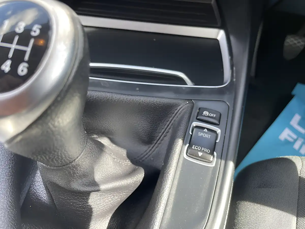 Used 2018 BMW 1 Series Se Business Black Sapphire - Interior and Exterior details 16