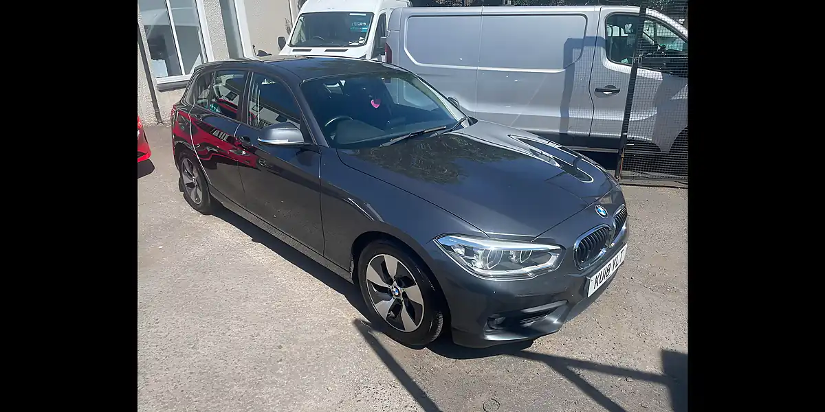 Used 2018 BMW 1 Series Se Business Grey - Front View