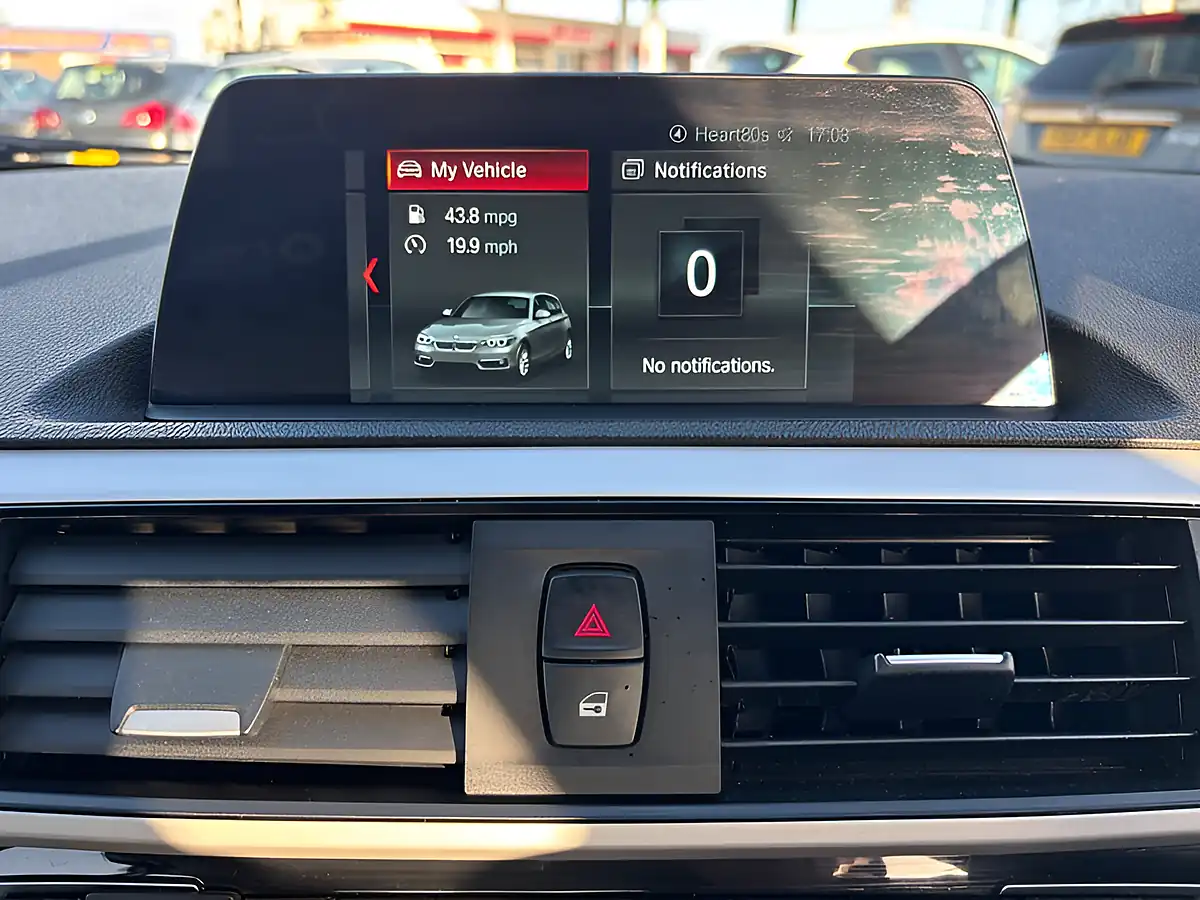 Used 2018 BMW 1 Series Se Business Jet Black - Interior and Exterior details 19