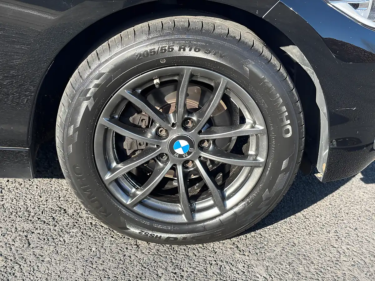 Used 2018 BMW 1 Series Se Business Jet Black - Interior and Exterior details 20