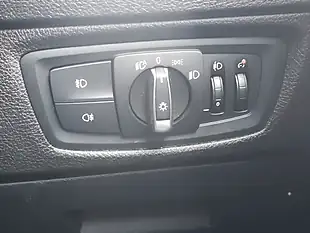 Used 2018 BMW 1 Series Se Business White - Interior and Exterior details 17