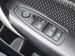 Used 2018 BMW 1 Series Se Business White - Interior and Exterior details 18