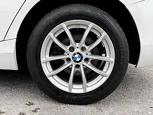Used 2018 BMW 1 Series Se Business White - Interior and Exterior details 10