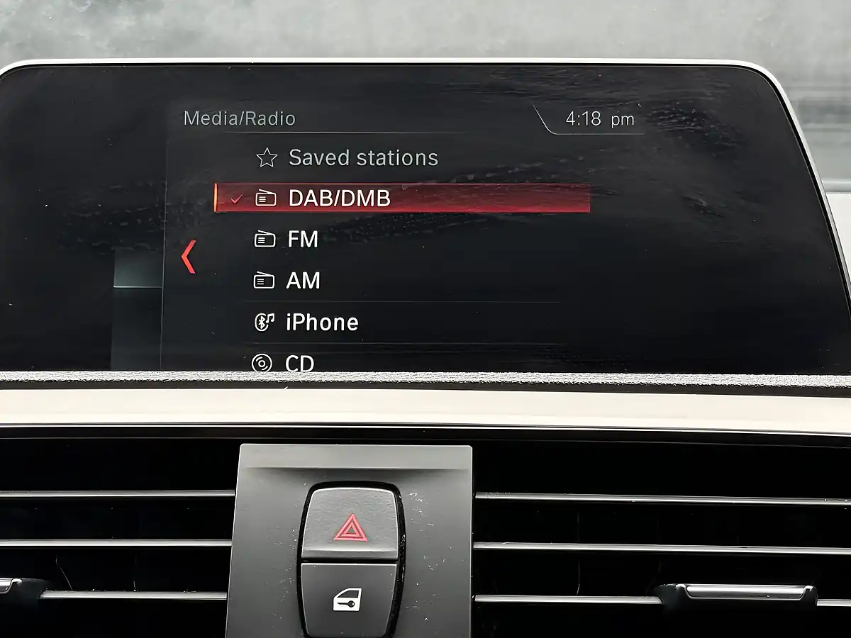 Used 2018 BMW 1 Series Se Business White - Interior and Exterior details 18