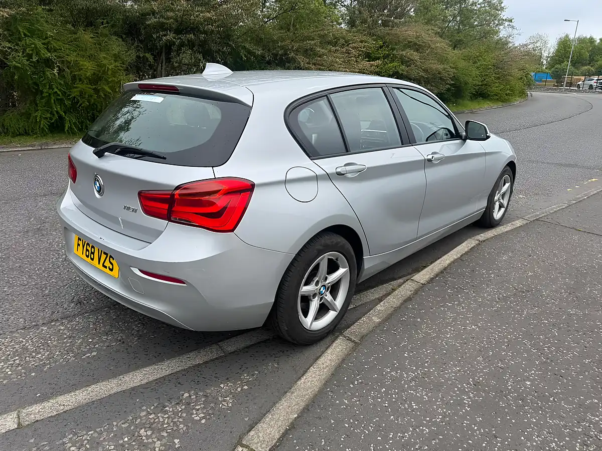 Used 2018 BMW 1 Series Se Silver - Interior and Exterior details 9