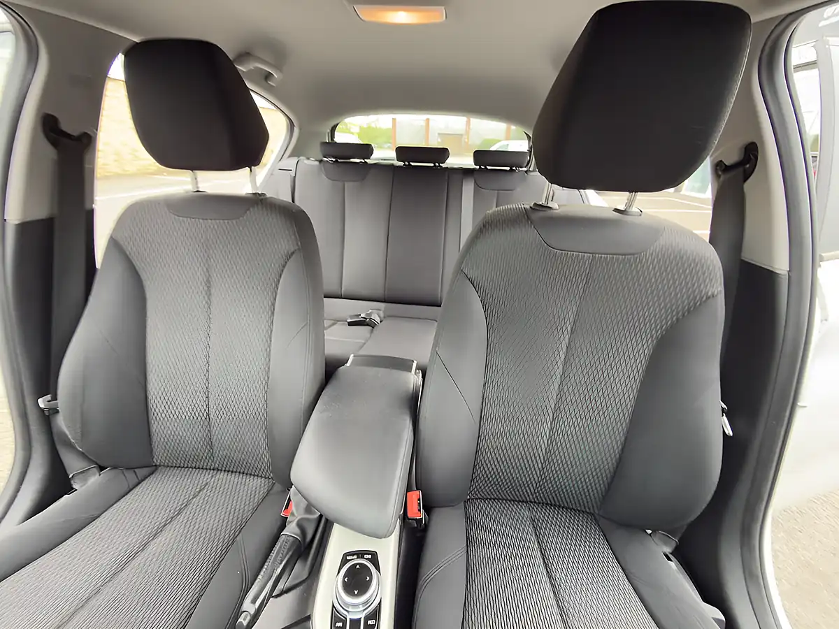 Used 2018 BMW 1 Series Se White - Interior and Exterior details 17