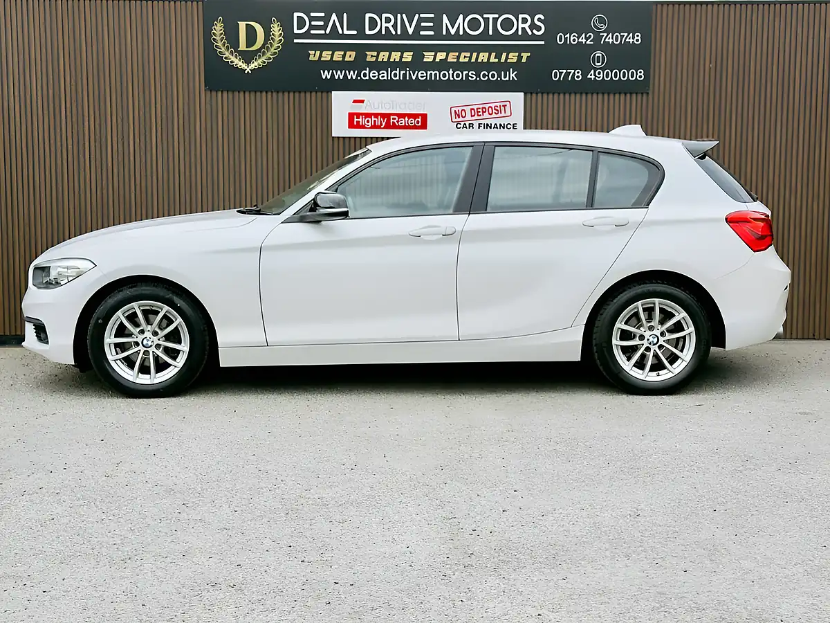 Used 2018 BMW 1 Series Se White - Interior and Exterior details 4