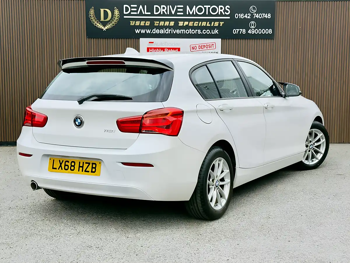 Used 2018 BMW 1 Series Se White - Interior and Exterior details 7