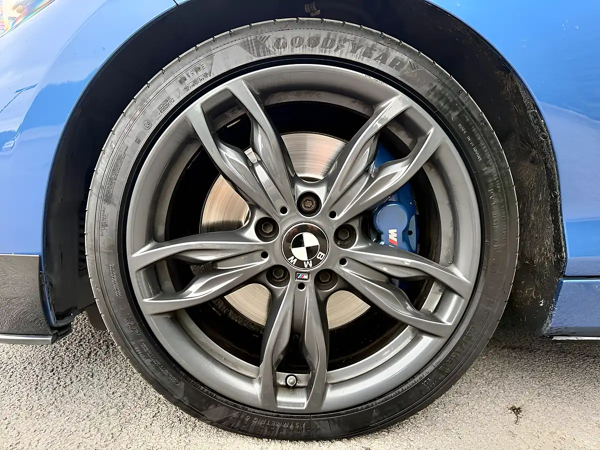 Used 2018 BMW 1 Series Shadow Edition Blue - Interior and Exterior details 6