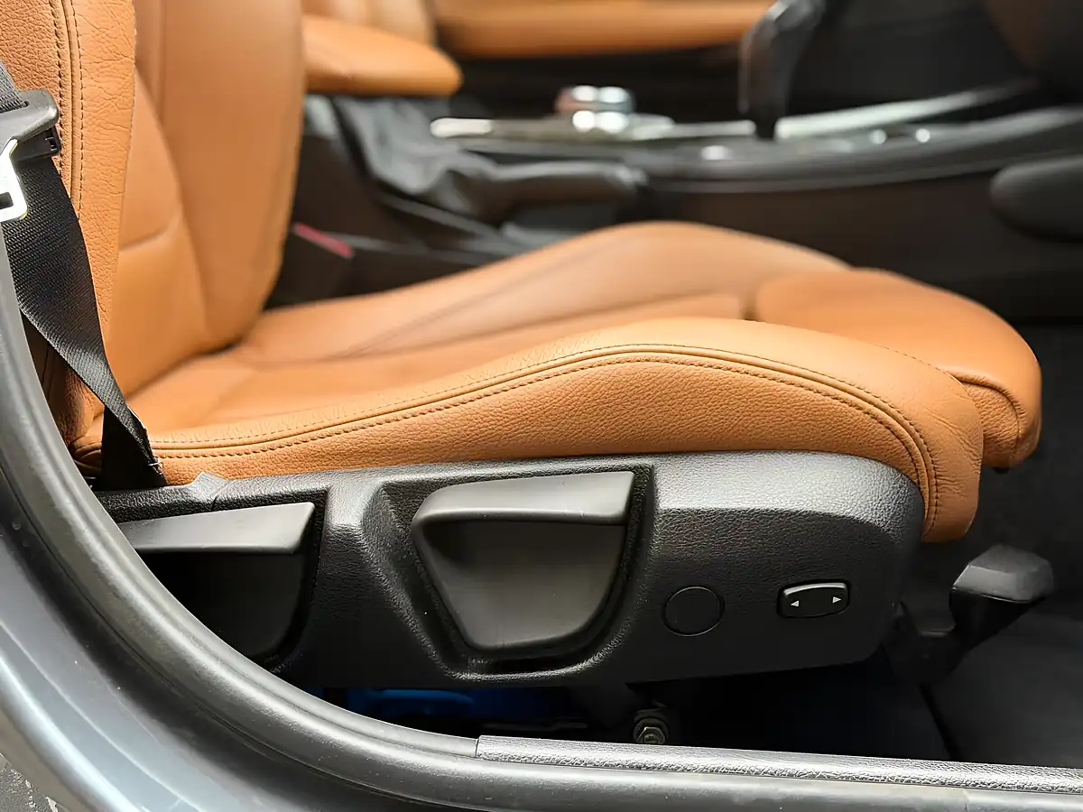 Used 2018 BMW 1 Series Shadow Edition Grey - Interior and Exterior details 11