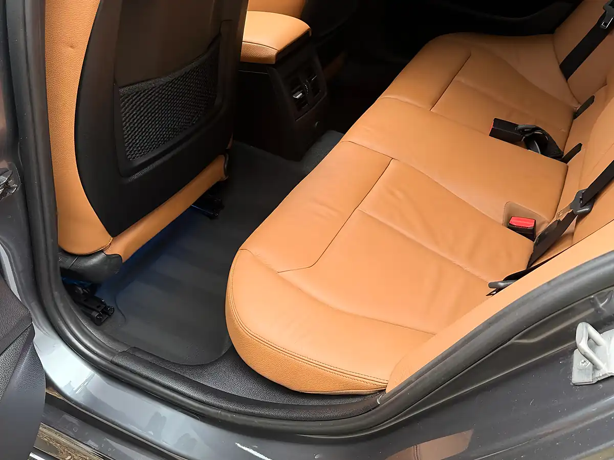 Used 2018 BMW 1 Series Shadow Edition Grey - Interior and Exterior details 15