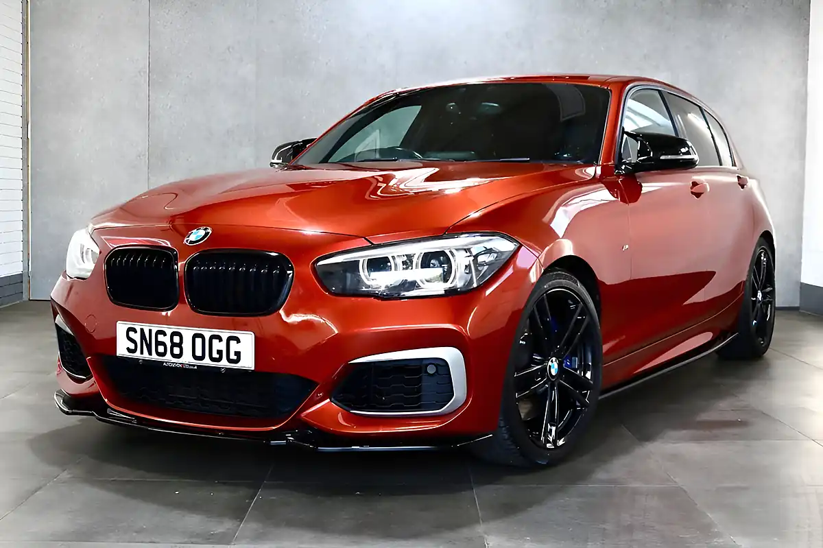 Used 2018 BMW 1 Series Shadow Edition Orange - Interior and Exterior details 5